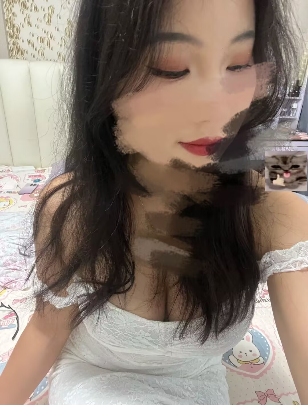 8ED61AE3419F8B480503F3C5D220507A.jpg